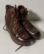 100x pairs of Grade 2 Various combat boots - may include - Magnum, YDS, Haix - mixed sizes