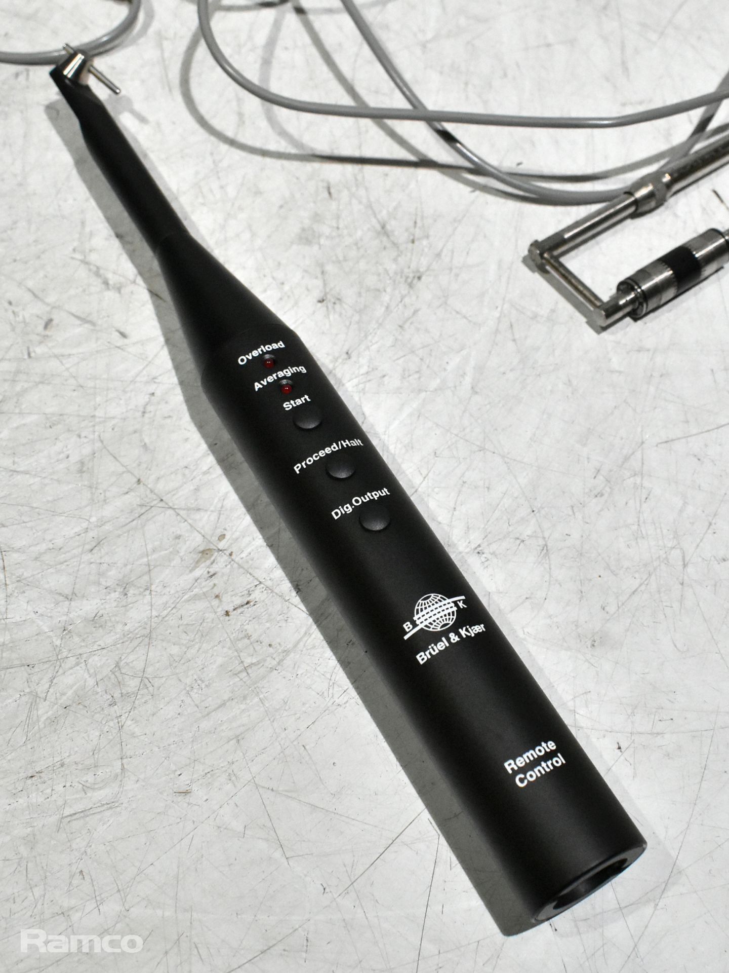 Bruel & Kjaer Type 3520 sound intensity probe in fitted case with accessories - Image 4 of 10