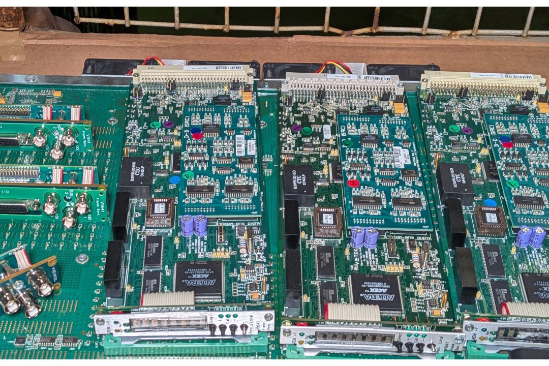Audio/visual equipment - full details in the description - Image 2 of 7