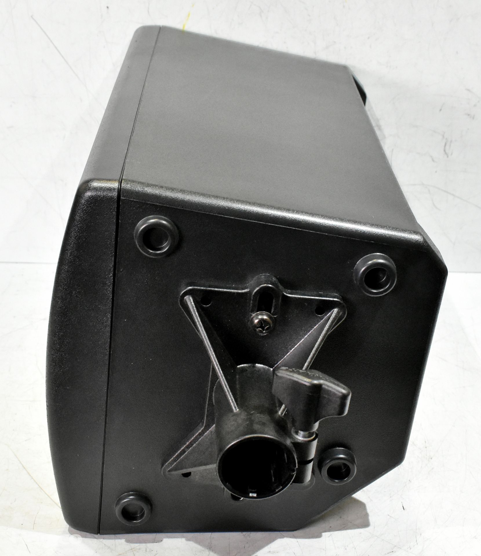 Yamaha Portable Stage PA System PAS300 with soft case on wheels - details in desc. - Image 9 of 12