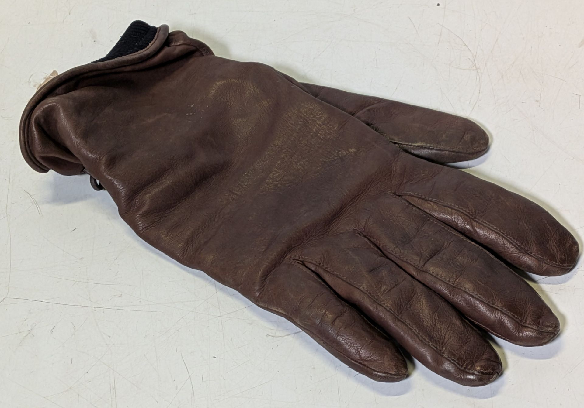 80x British Forces unpaired gloves - mixed styles - mixed sizes - Image 9 of 13
