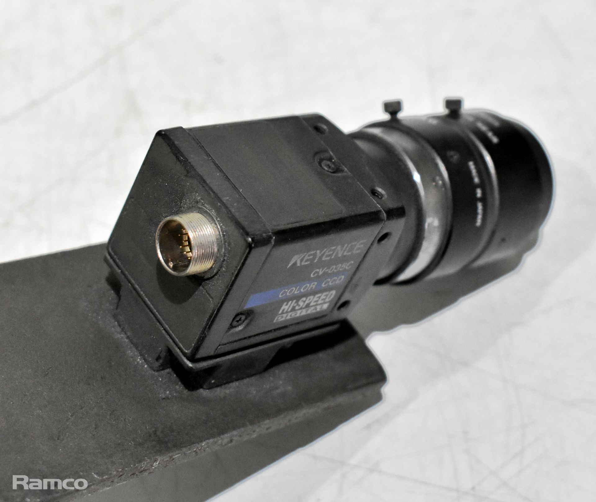 Operator Interface Vision System- 1x Keyence CV-3001P, 1x CV-3501P, 2x hand console and more - Image 8 of 12