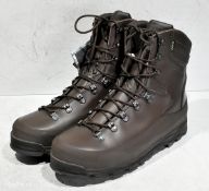 2x pairs of Iturri brown cold wet weather boots - size 13L