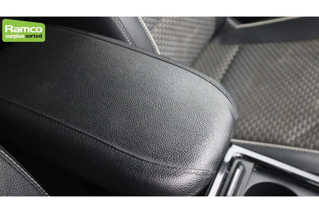 2022 KIA XCEED 3 PHEV S-A 1.6L Petrol Hybrid - full details in the description - Image 22 of 57