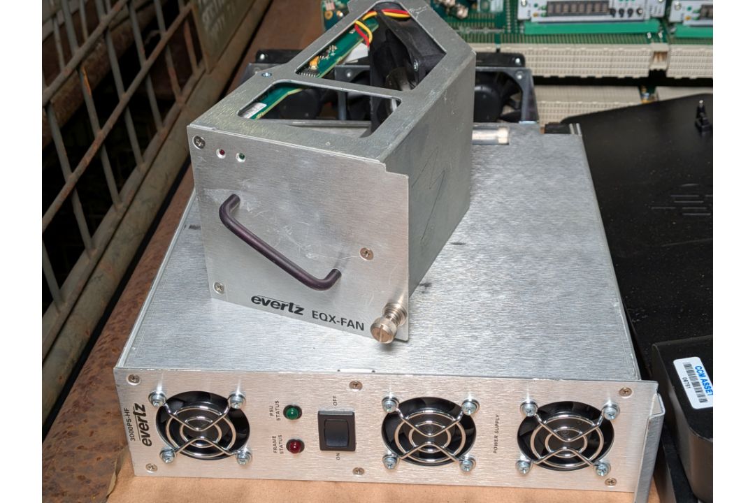 Audio/visual equipment - full details in the description - Image 3 of 7