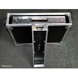 Sony DVP-5735D CD/DVD player component video output comes with flight case - W 520 x D 540 x H 130mm