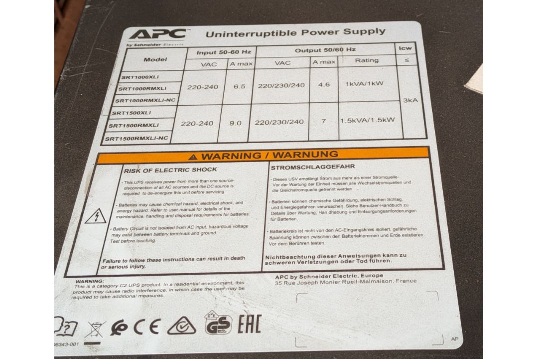 APC uninterruptible power supplies - SPARES OR REPAIRS - full breakdown in description - Image 5 of 7