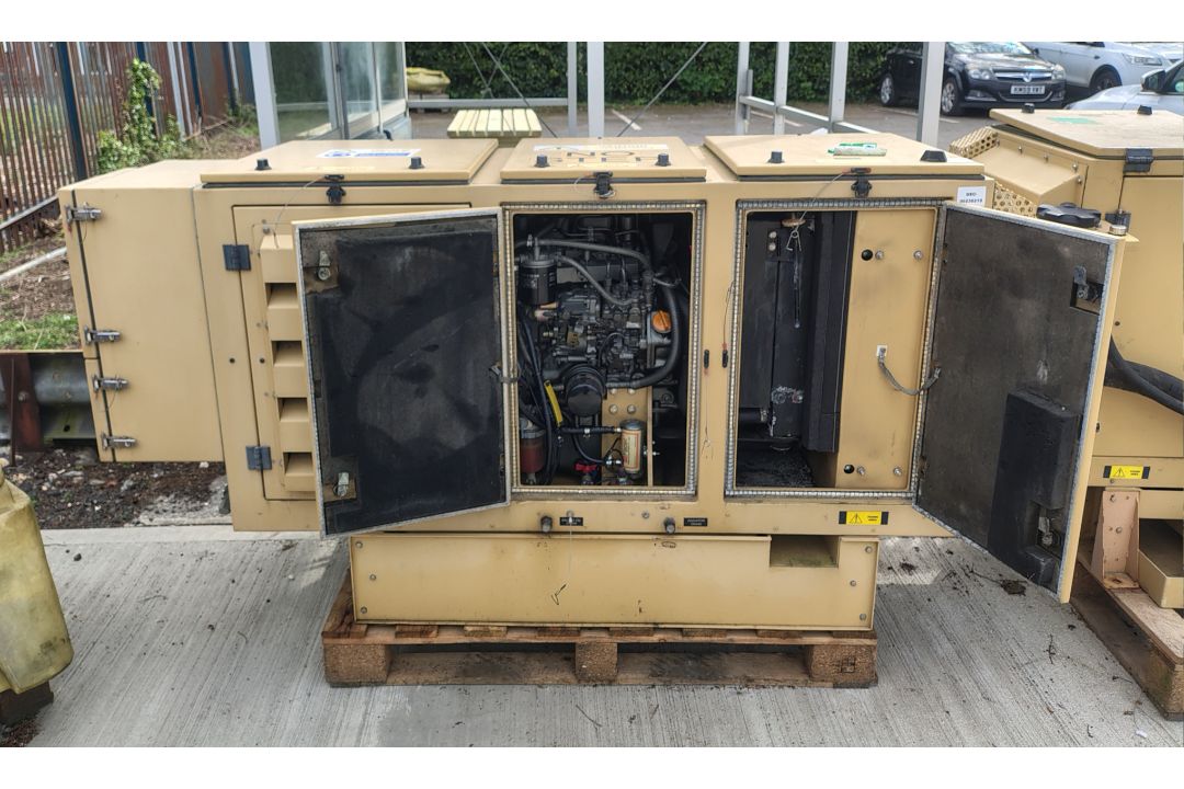 CMCA MPG020 3-phase 20kW/400V/50Hz diesel generator with Yanmar 3TNV88-DSAP water-cooled engine - Image 4 of 12