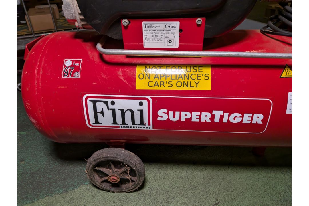 Fini Super Tiger MK262M portable air compressor - 10 bar/145 psi - 230V - Image 3 of 8