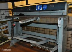 Edwards Pedicut 600 4/16TG foot operated metal cutter , capacity : 1255 x 1.5mm