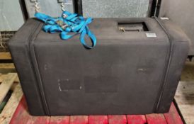Black soft case with flight case - W 1020 x D 650 x H 360mm