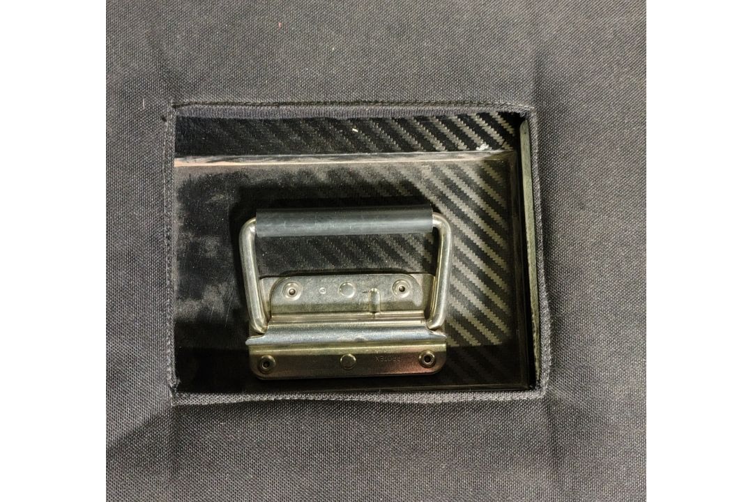 Black soft case with flight case - W 1020 x D 650 x H 360mm - Image 3 of 5
