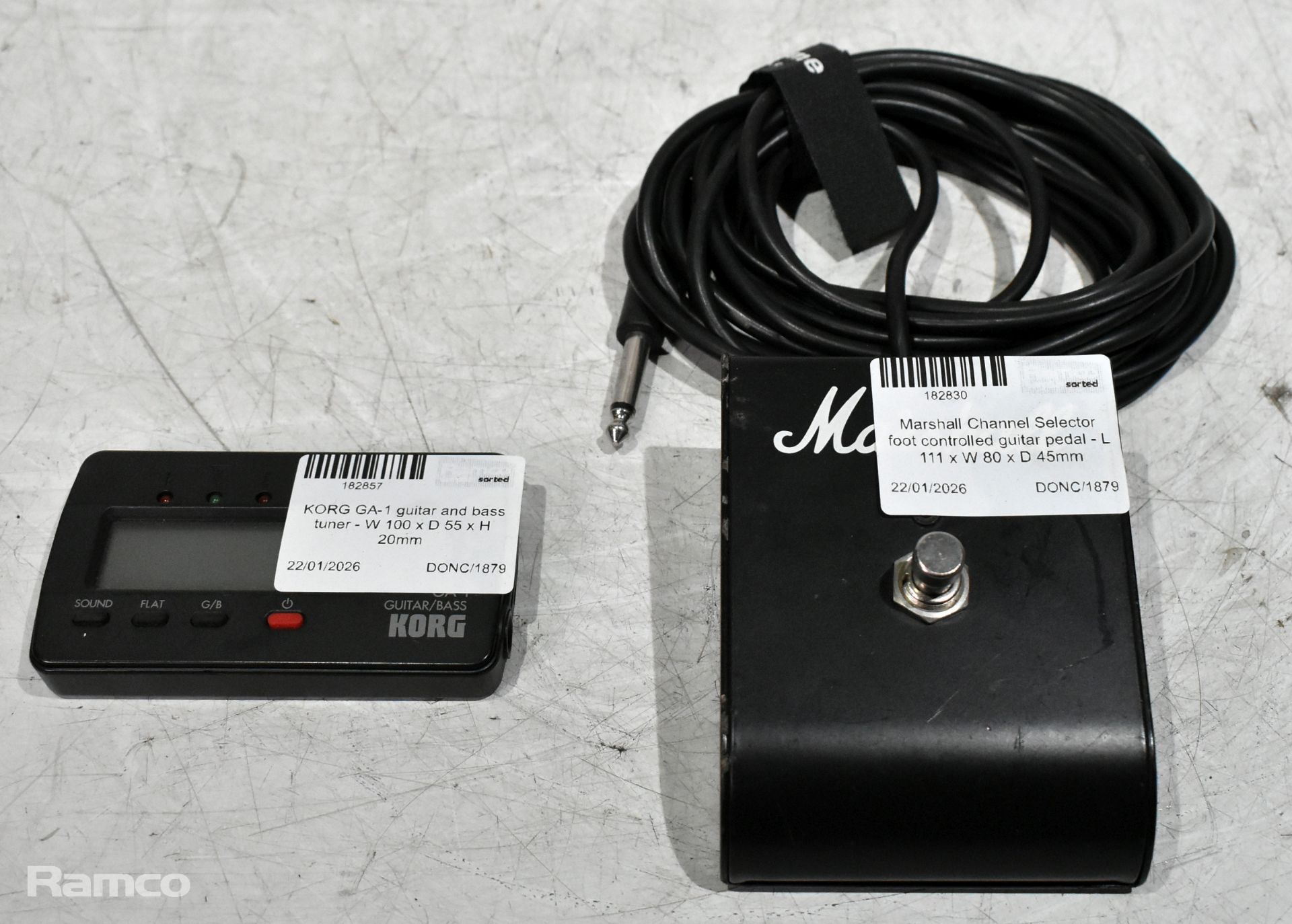 Guitar equipment - Yamaha acoustic, Line 6 and various pedals - details in description - Image 16 of 16