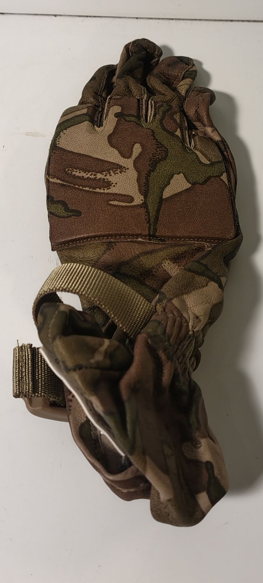 140x British Forces unpaired gloves - mixed styles - mixed sizes - Image 6 of 16