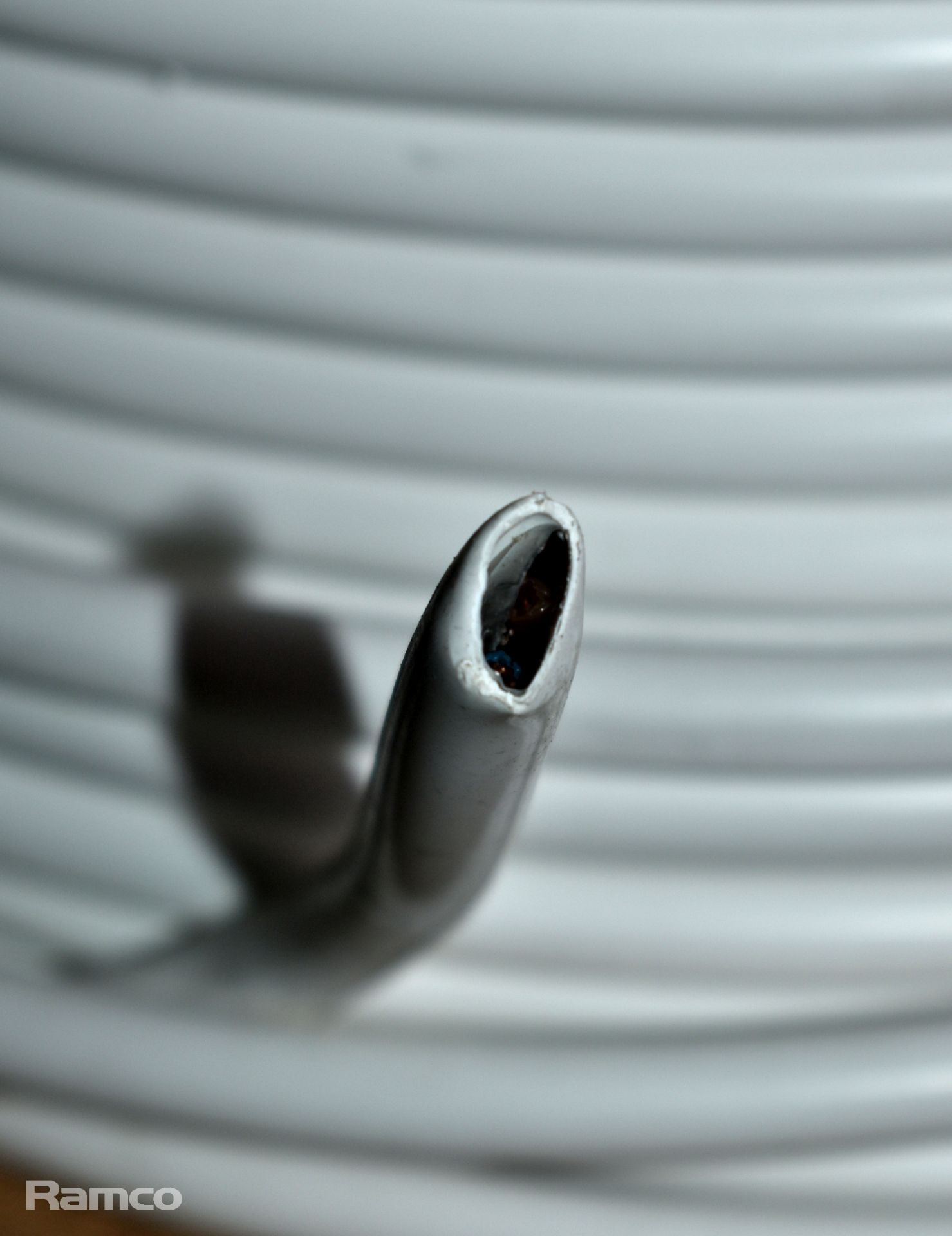 Mixed electrical cables on reel - 9 units - Image 3 of 8