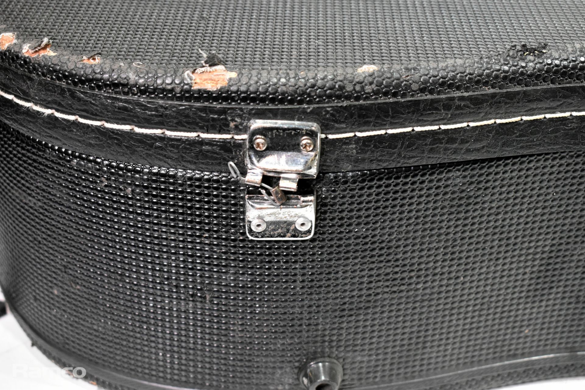 Guitar equipment - Yamaha acoustic, Line 6 and various pedals - details in description - Image 8 of 16