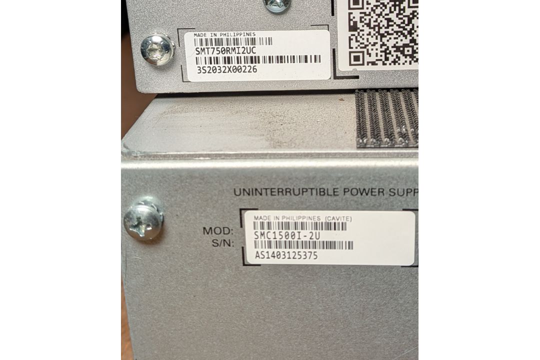 APC uninterruptible power supplies - SPARES OR REPAIRS - full breakdown in description - Image 7 of 7