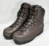 2x pairs of Iturri cold wet weather brown boots - size 11L