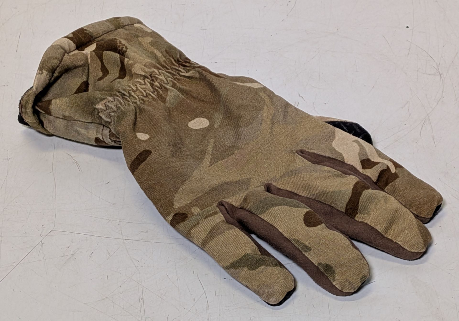80x British Forces unpaired gloves - mixed styles - mixed sizes - Image 11 of 13