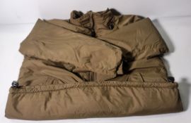 Various types of ex-military clothing - 160kg - may require repair or be as spares