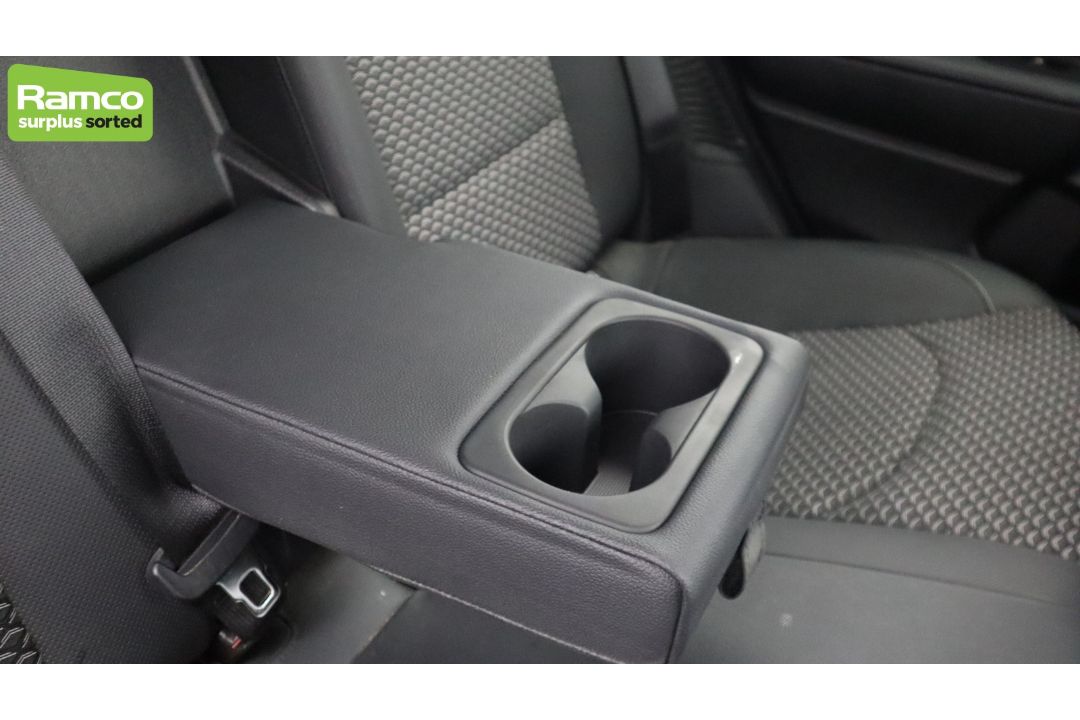 2022 KIA XCEED 3 PHEV S-A 1.6L Petrol Hybrid - full details in the description - Image 26 of 57