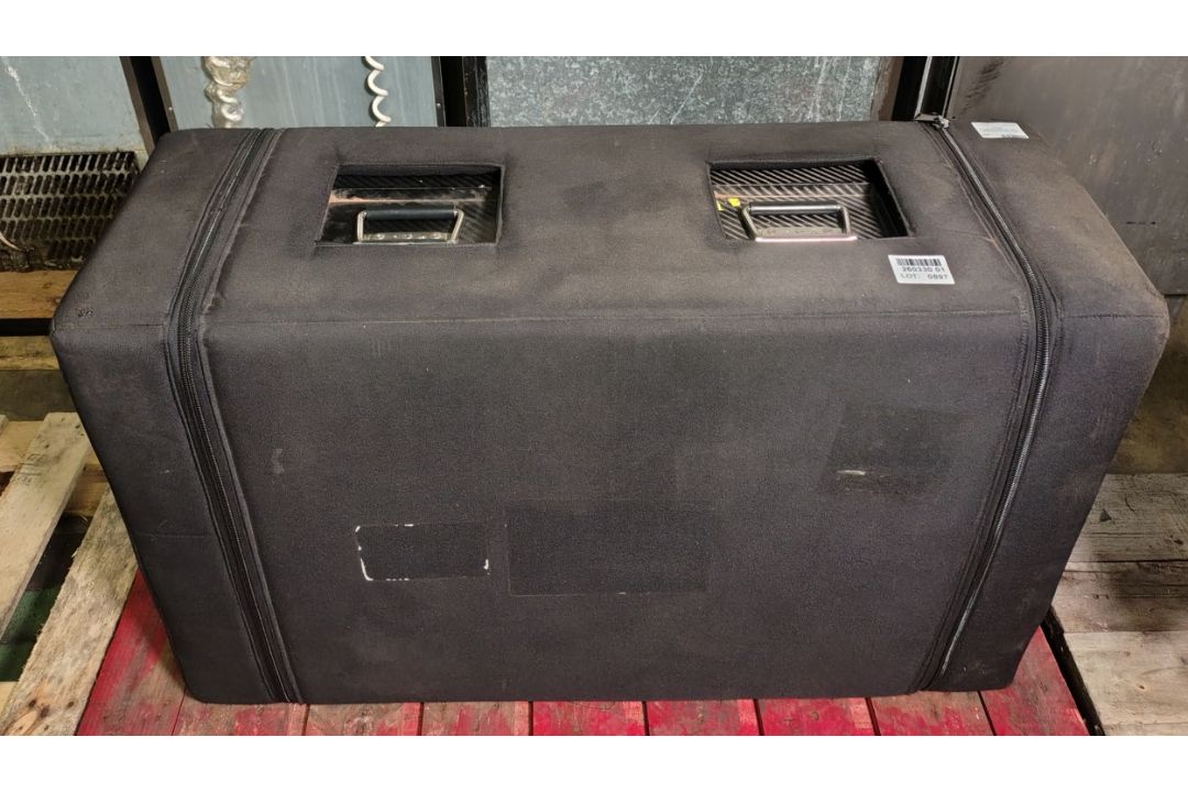 Black soft case with flight case - W 1020 x D 650 x H 360mm - Image 5 of 5