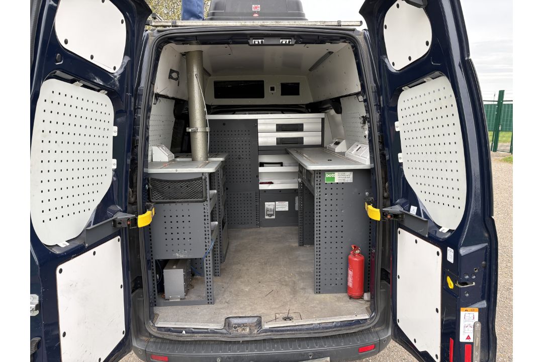 Ford Transit Custom 270 Trend – EJ66 AOV – 2016 – 138758 miles – blue - Image 13 of 15