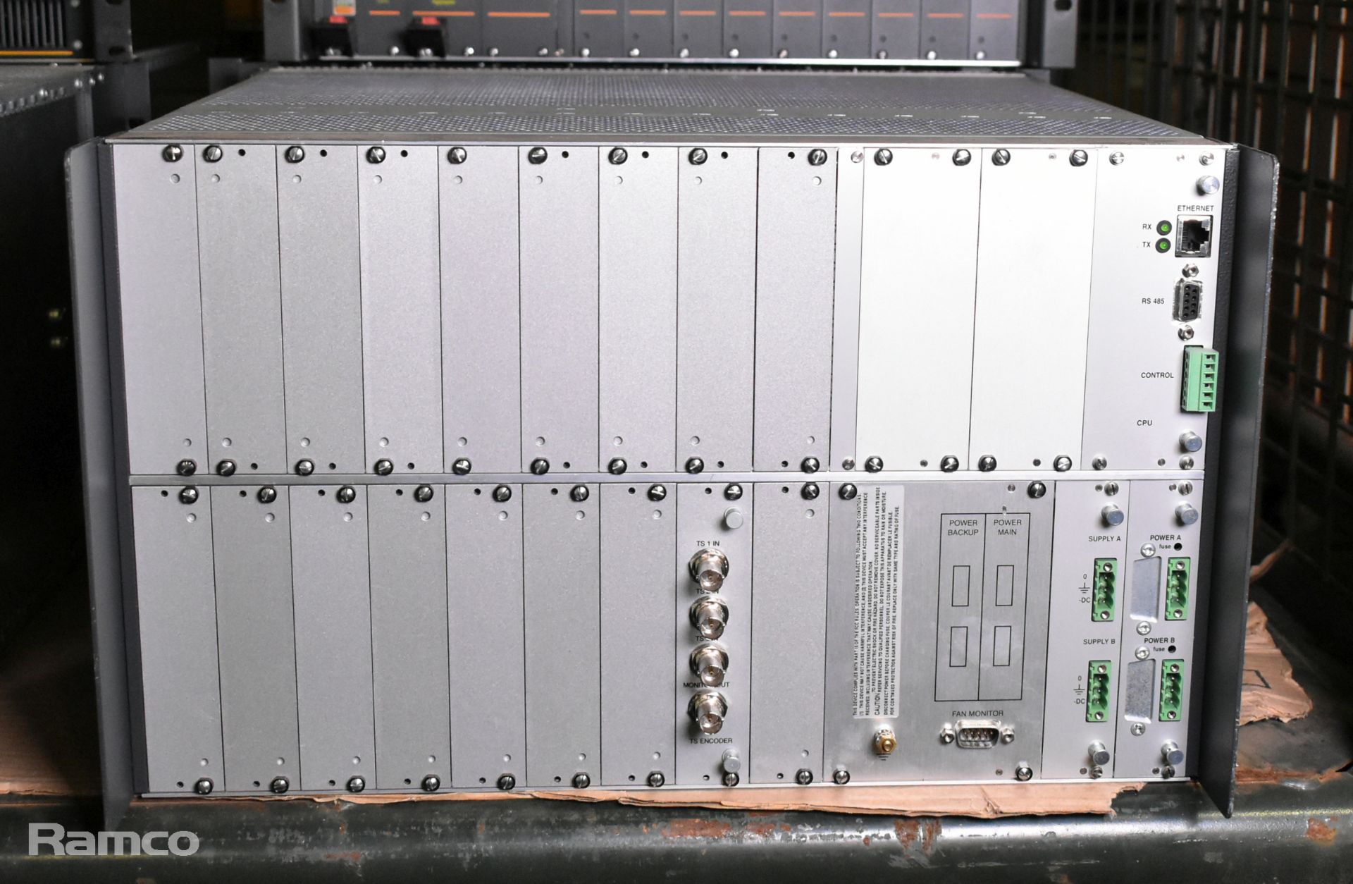 Communication Equipment - 5x ILYNX V9524201 digital video distribution unit & more - Image 5 of 10