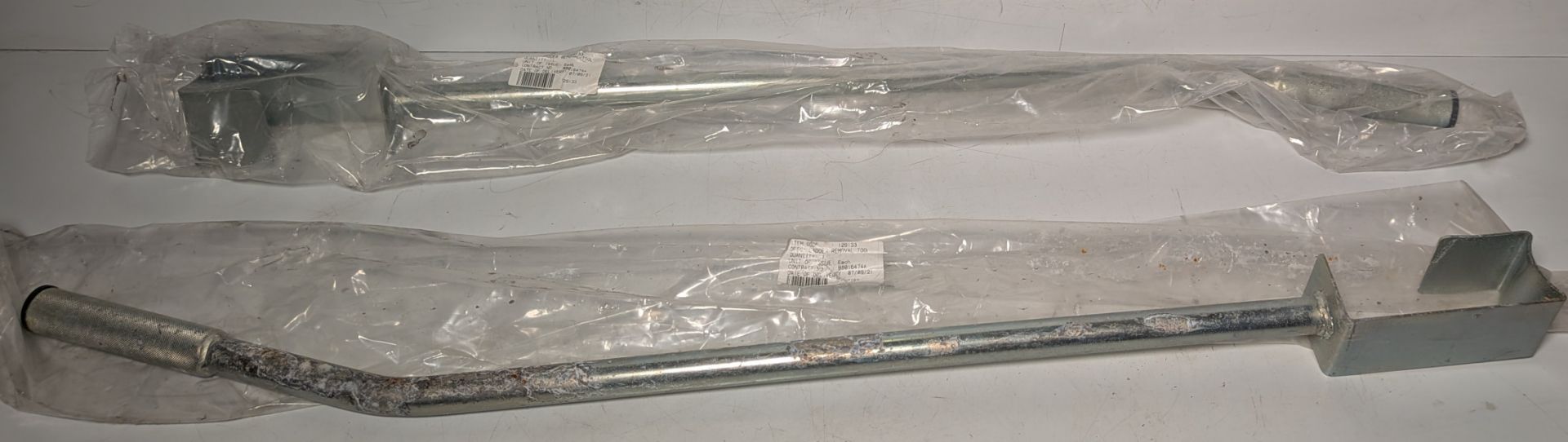 251x Ladder removal tools - W 50 x D 60 x H 930mm