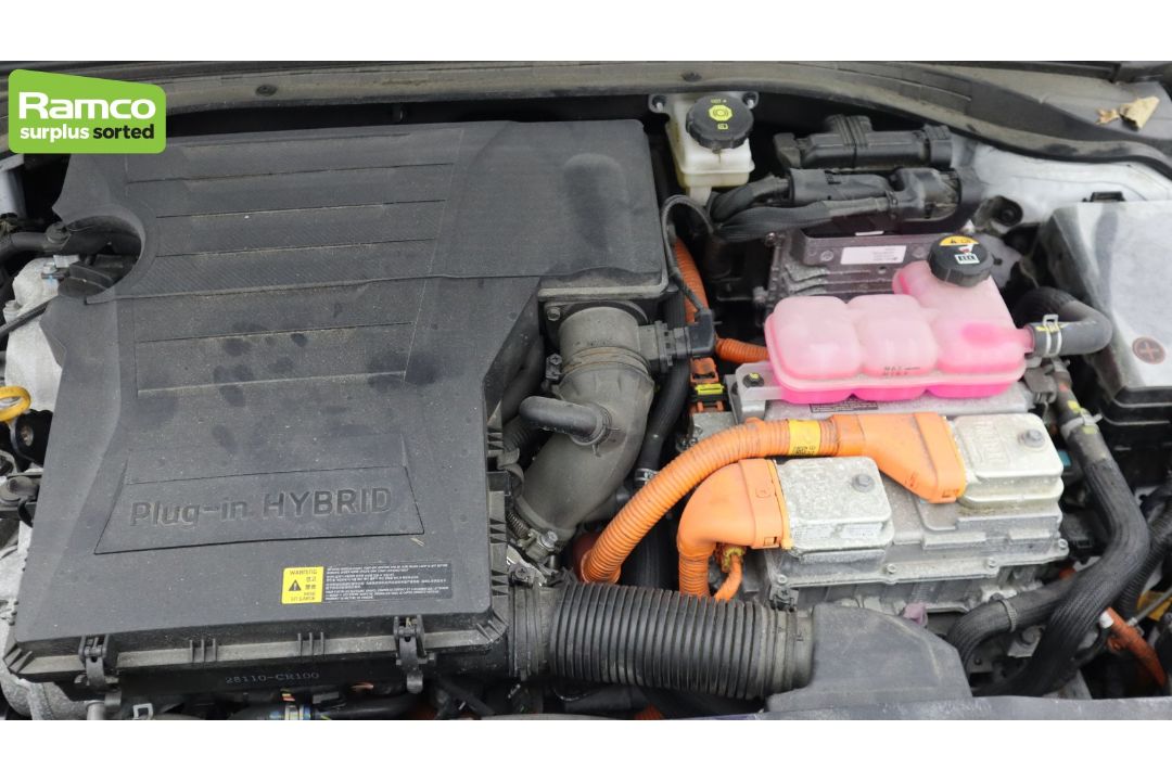 2022 KIA XCEED 3 PHEV S-A 1.6L Petrol Hybrid - full details in the description - Image 41 of 57