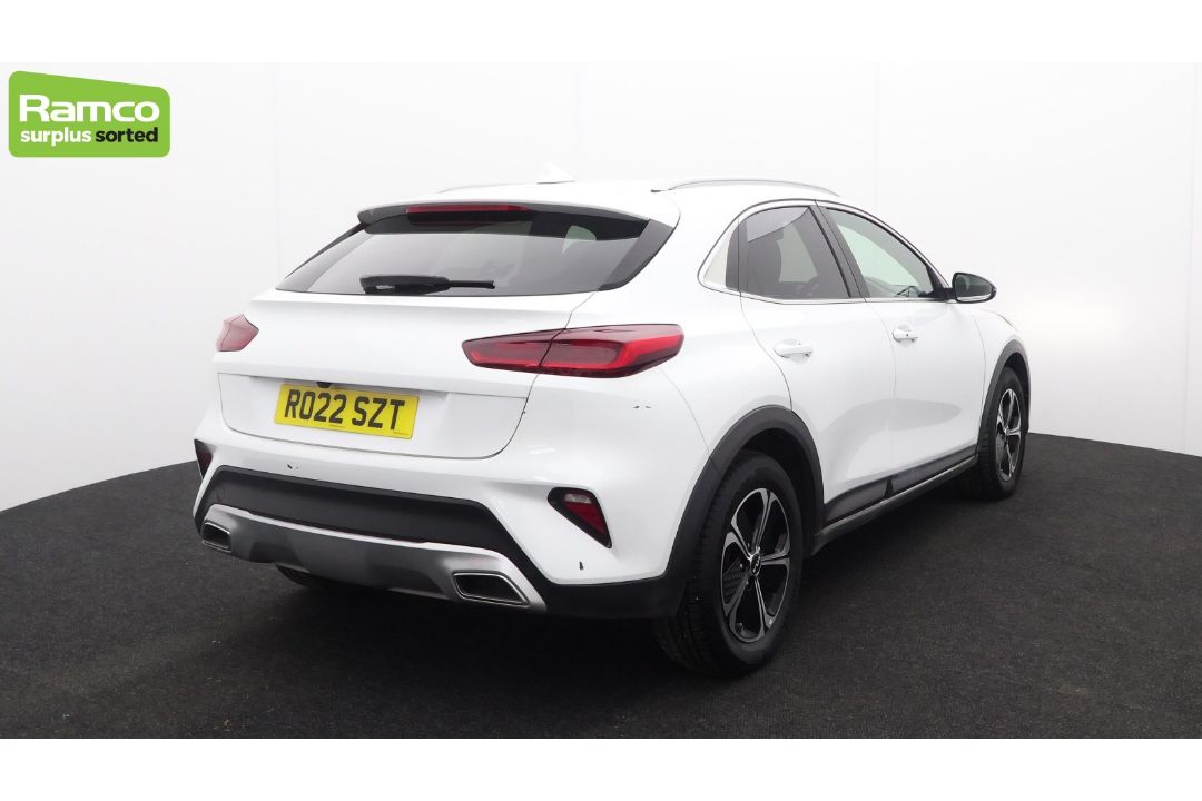 2022 KIA XCEED 3 PHEV S-A 1.6L Petrol Hybrid - full details in the description - Image 5 of 57