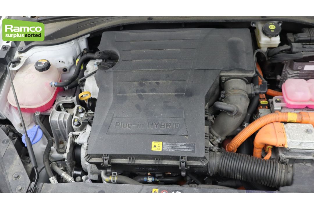 2022 KIA XCEED 3 PHEV S-A 1.6L Petrol Hybrid - full details in the description - Image 40 of 57