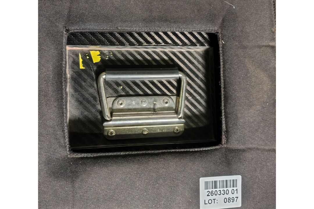 Black soft case with flight case - W 1020 x D 650 x H 360mm - Image 2 of 5