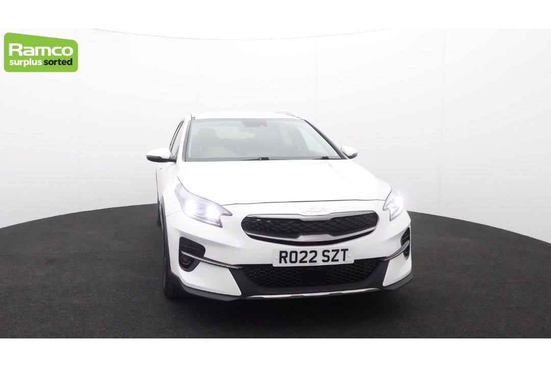 2022 KIA XCEED 3 PHEV S-A 1.6L Petrol Hybrid - full details in the description - Image 2 of 57
