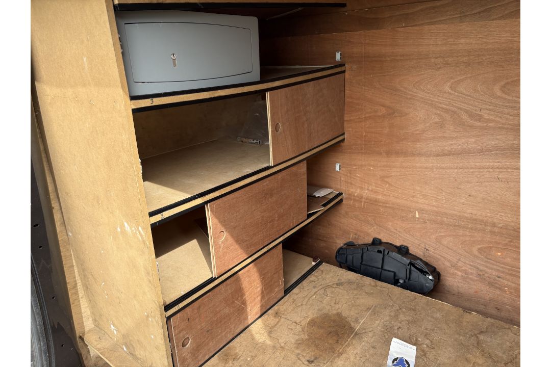Vauxhall Vivaro 2900 Sportive CDTI – EO13 CZZ – 2013 – 109330 miles – black - Image 11 of 18