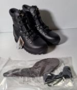 Altberg New Defender high liability men's black leather combat boots - Size 6L