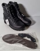 Altberg New Defender high liability men's black leather combat boots - Size 13L