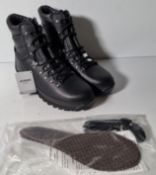 Altberg New Defender high liability men's black leather combat boots - Size 9M