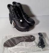 Altberg New Defender high liability men's black leather combat boots - Size 6L