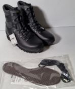 Altberg New Defender high liability mens black leather combat boots - Size 11L
