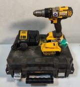 DEWALT DCD985M2 - 18V Battery Drill c/w 2 Batteries and Charger