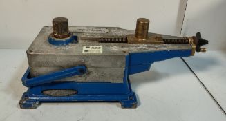 Swagelok - Bench Top Pipe Bender
