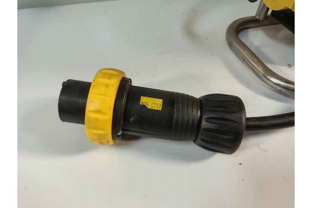 5x SA EQUIP PNSB110/15-4EX/STA 110V 4 WAY EX. Splitter Units (STAHL) - Image 6 of 32