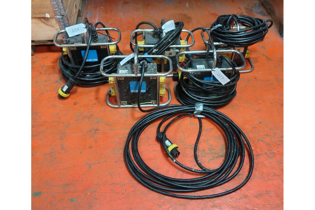 5x SA EQUIP PNSB110/15-4EX/STA 110V 4 WAY EX. Splitter Units (STAHL) - Image 1 of 28