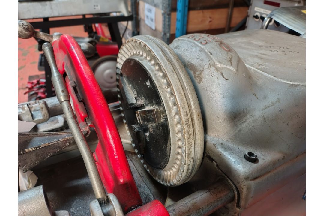 RIDGID 300 1/2" to 2" Threader Machine 110v - Image 7 of 13