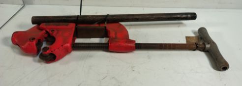 Rigid 300 4S Pipe Cutter 2-4