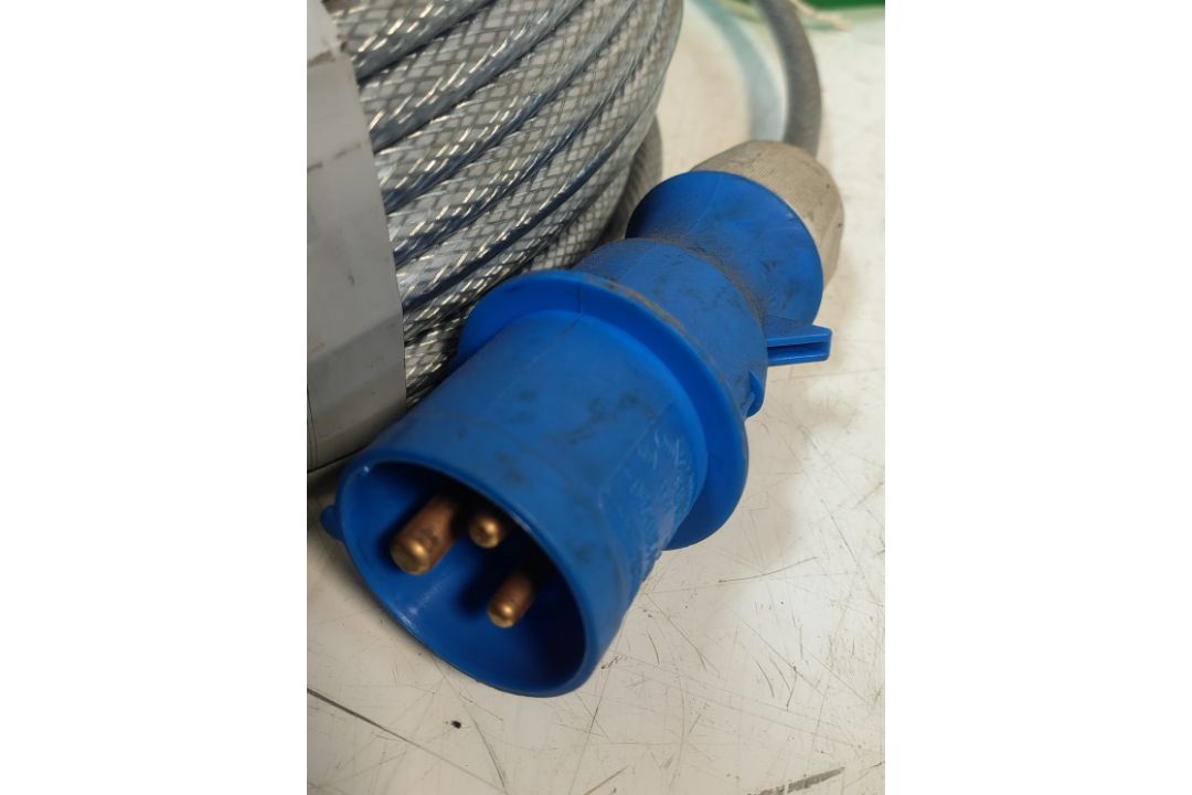 3x SES SY/CEAG 240V 16A 25m & SES SY/CEE 240V 16A 25m Syflex/Ceeform Extension Cables - Image 4 of 6