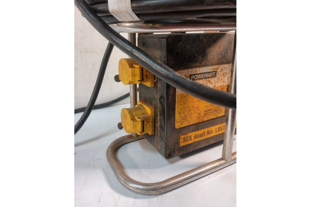 5x SA EQUIP PNSB110/15-4EX/STA 110V 4 WAY EX. Splitter Units (STAHL) - Image 17 of 32