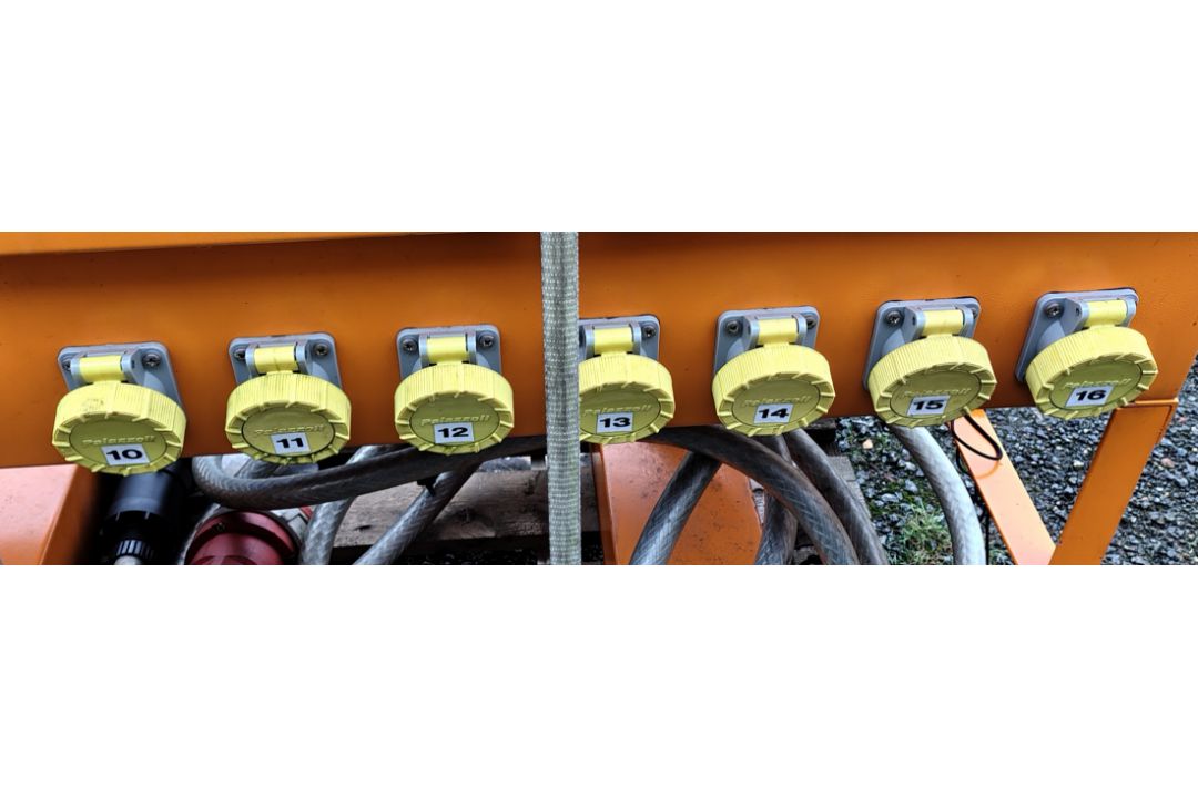 LEWDEN M06112 - 440V S/S MDU 415/110V Outlets - Image 6 of 6
