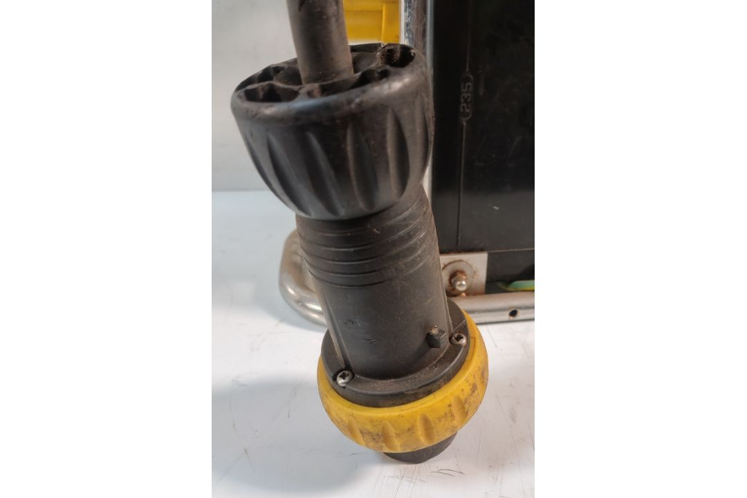 5x SA EQUIP PNSB110/15-4EX/STA 110V 4 WAY EX. Splitter Units (STAHL) - Image 32 of 32
